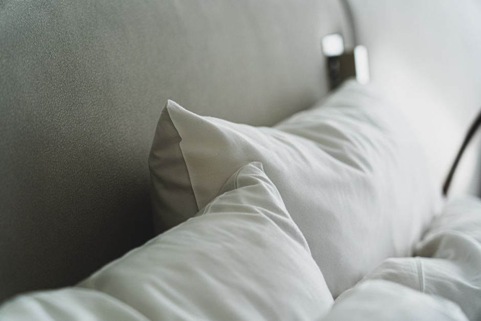 The Seasonal Pillow Reset: A Complete Guide to Fresh, Clean Pillows All Year Long