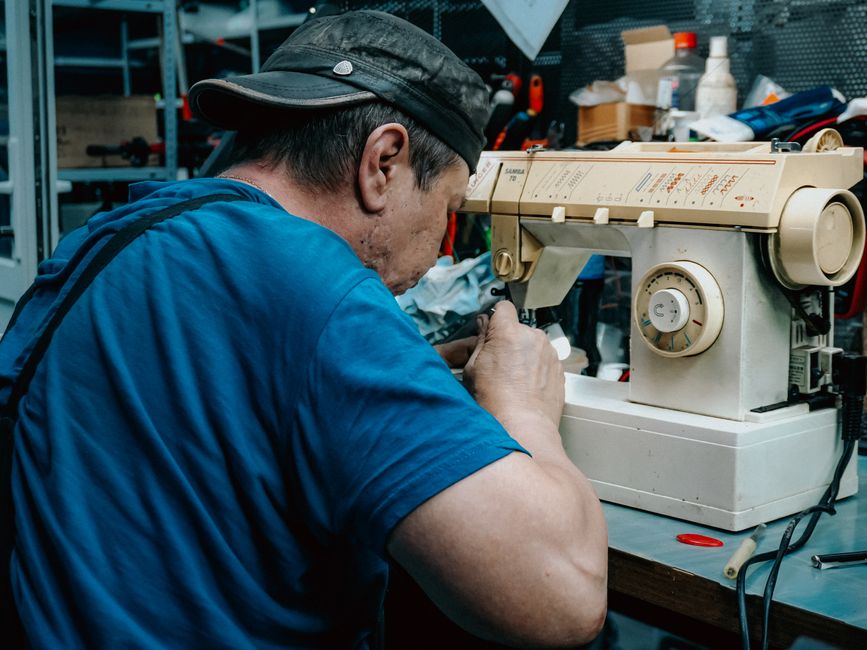 Sewing Machine Maintenance: 7 Common Mistakes That Shorten Its Life