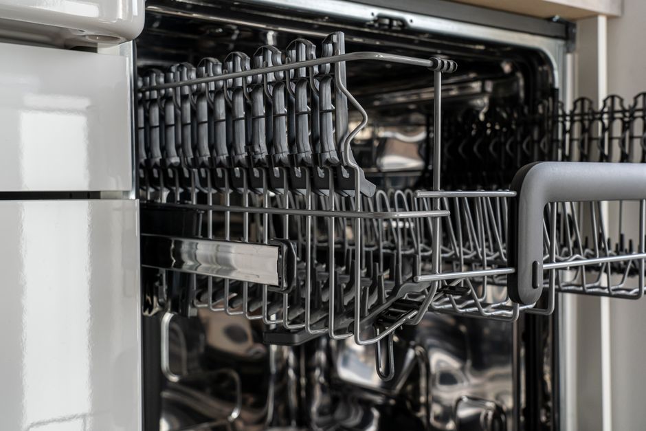 The Complete Guide to Dishwasher Troubleshooting: Silent Fixes for Noisy Cycles