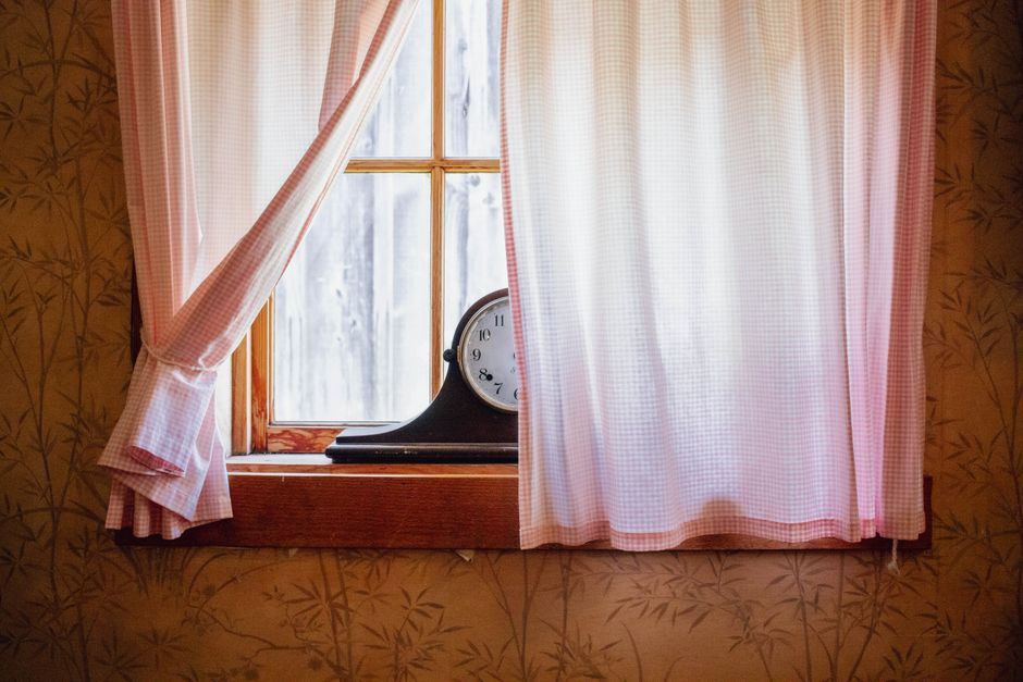 How to Deep Clean Curtains in Under 30 Minutes