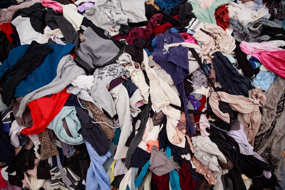 Closet Chaos? A Step-by-Step Decluttering and Storage Reset