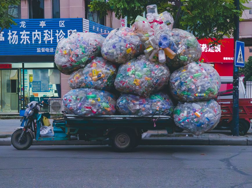 Does Recycling Depend on Where You Live?