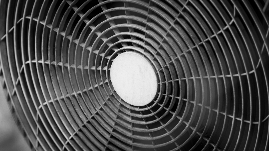 Why Blocked Airflow Confuses Appliance Sensors Before It Breaks the Appliance