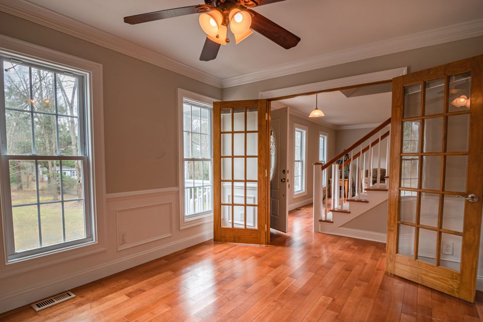 Ceiling Fan Cleaning Guide: How to Clean a Ceiling Fan So It Lasts Longer