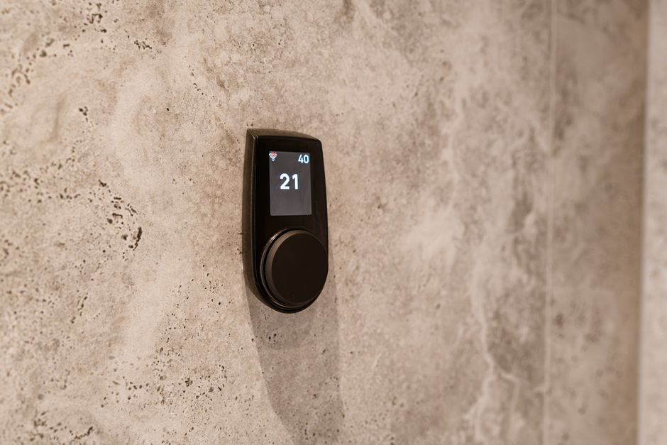 Why Your Thermostat's Readout Is Not the Temperature You Feel