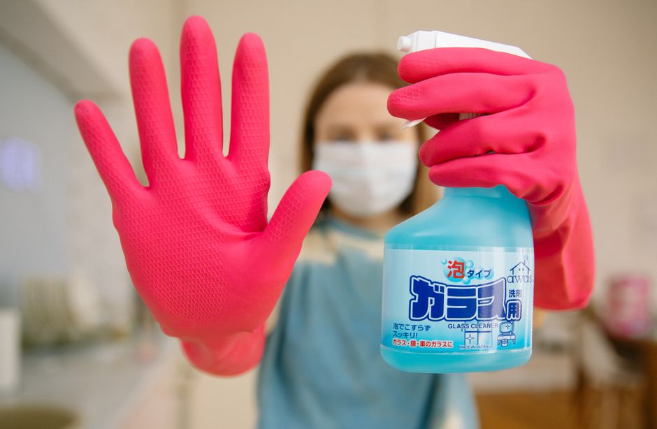 Why Glass Cleaners Leave Film and How to Prevent It