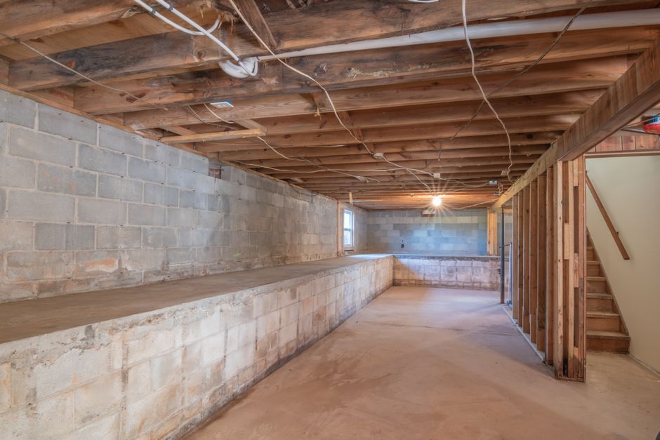 Why Basement Moisture Repairs Fail at Joints and Transitions