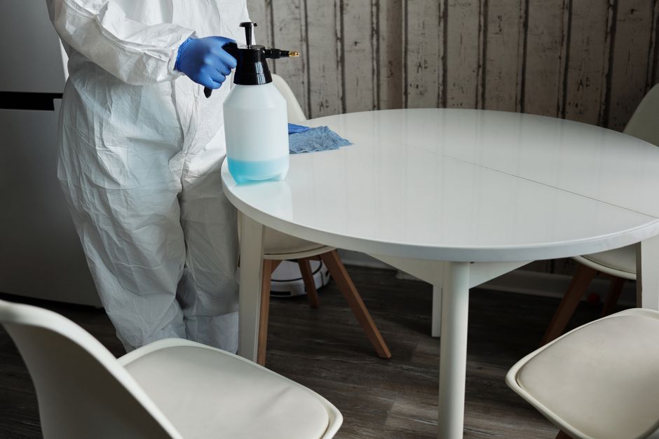 Soaking Time vs. Contact Time: Why Disinfectants and Cleaners Need Different Dwell Periods