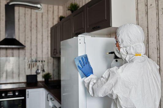 Small Kitchen Food Safety: How to Prevent Cross-Contamination and Spoilage in Tight Spaces