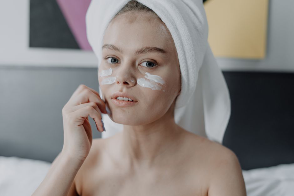 Why Your Skin Feels Tight and Dry Even With Moisturizer