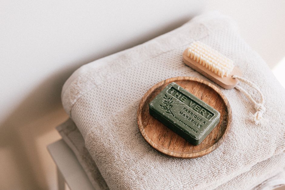 How to Remove Mildew Smell from Bathroom Towels Without Harsh Chemicals