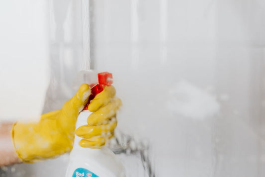 The Essential Tools for Effective Grease Stain Removal in Your Kitchen