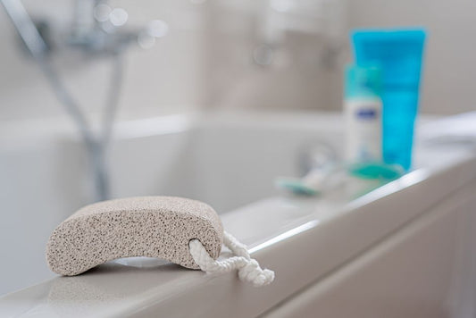 How to Remove Tough Shower Stains Without Damaging Your Tub