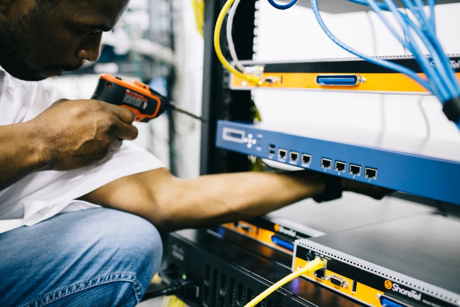 Essential Power Tool Care: Tools You Need for Maintenance and Troubleshooting