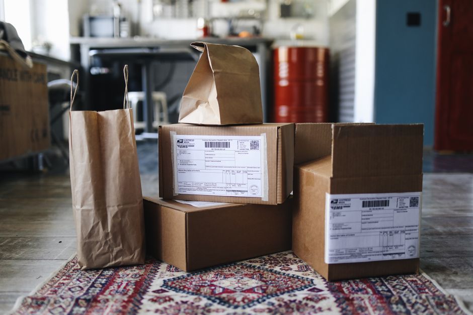Compostable Packaging in a Rental Kitchen: What Actually Breaks Down Where You Live