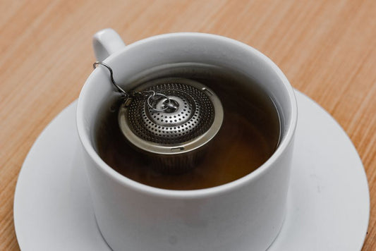 How Chefs Brew Tea Without a Fancy Gadget: Pro Secrets for Perfect Every Cup