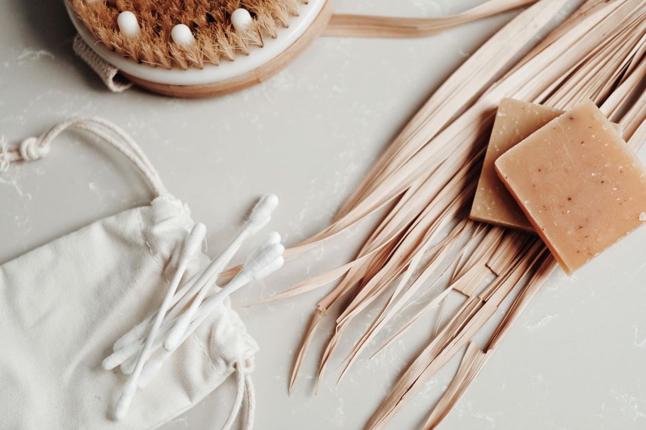 How to Start Low-Waste Personal Care: A Simple Step-by-Step Routine
