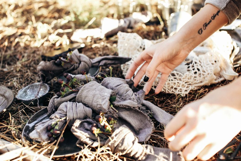The Complete Guide to Sustainable Home Decor: Building a Low-Waste Living Space