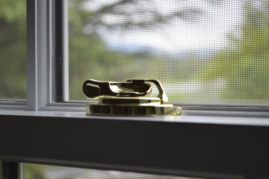 Why New Window Screens Won't Make Your Home Quieter