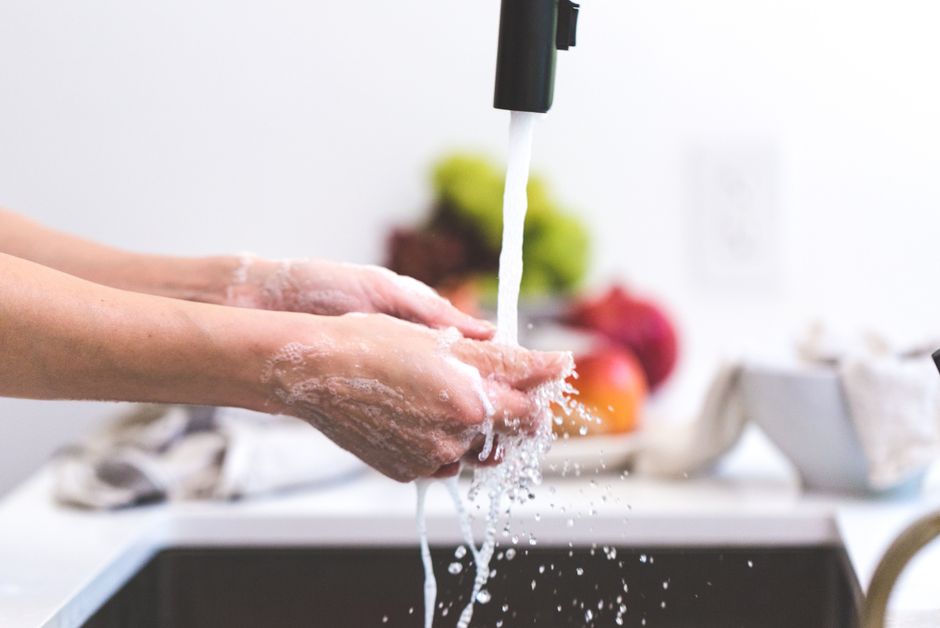 7 Kitchen Hygiene Mistakes That Spread Bacteria Faster Than You Think