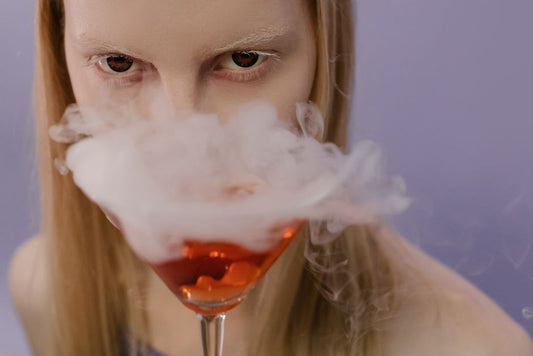 Shaving and Dry Air: Why Irritation, Tightness, and Tired Eyes Often Share the Same Root Cause