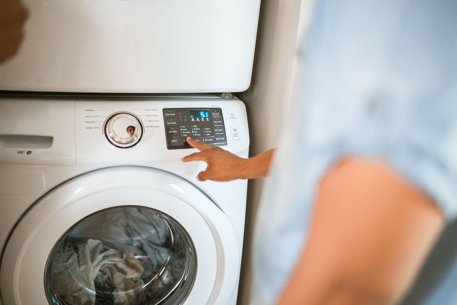 Why Your Top-Load Washer Changes Its Own Cycle: How Load Sensing and Feedback Controls Actually Work