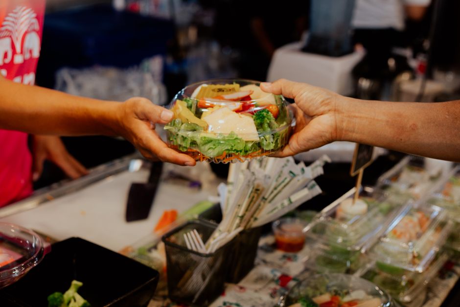 Does Buying Containers for Takeout and Leftovers Actually Reduce Food Packaging Waste?