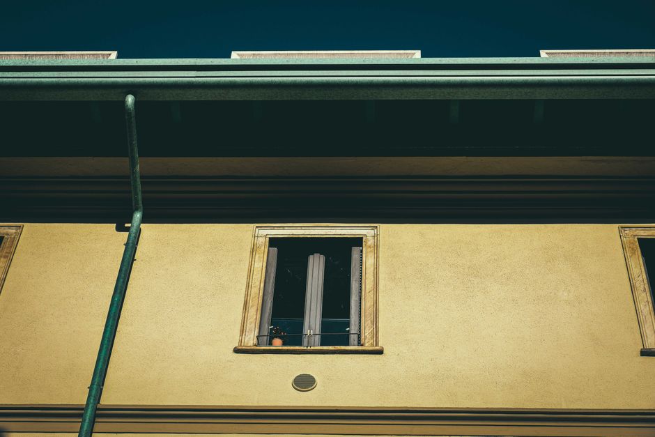 Why Gutters Leak at the Same Seam Every Time: Diagnosing Joint Failure Before You Patch