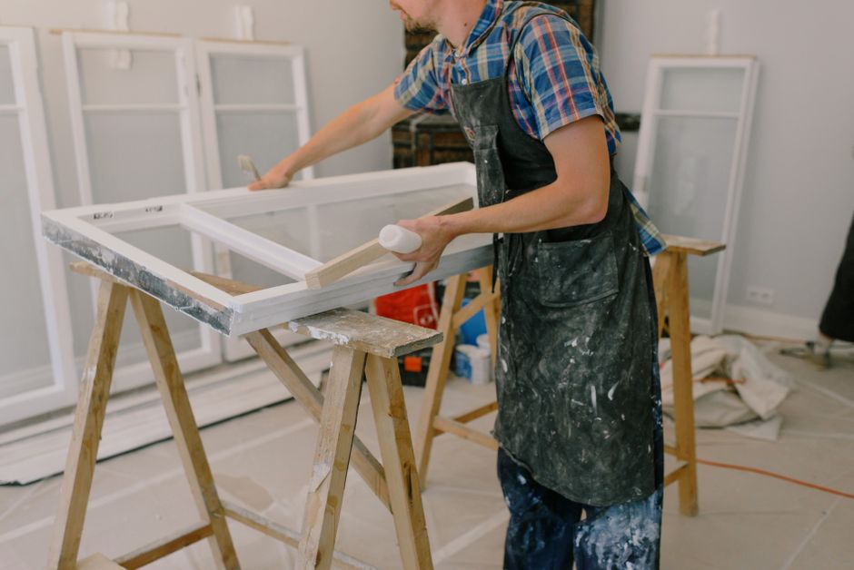 Wood Glue in a Rental: Apartment-Friendly Wood Repairs That Actually Hold