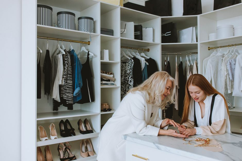 How to Prevent Clothes from Wrinkling in a Packed Closet