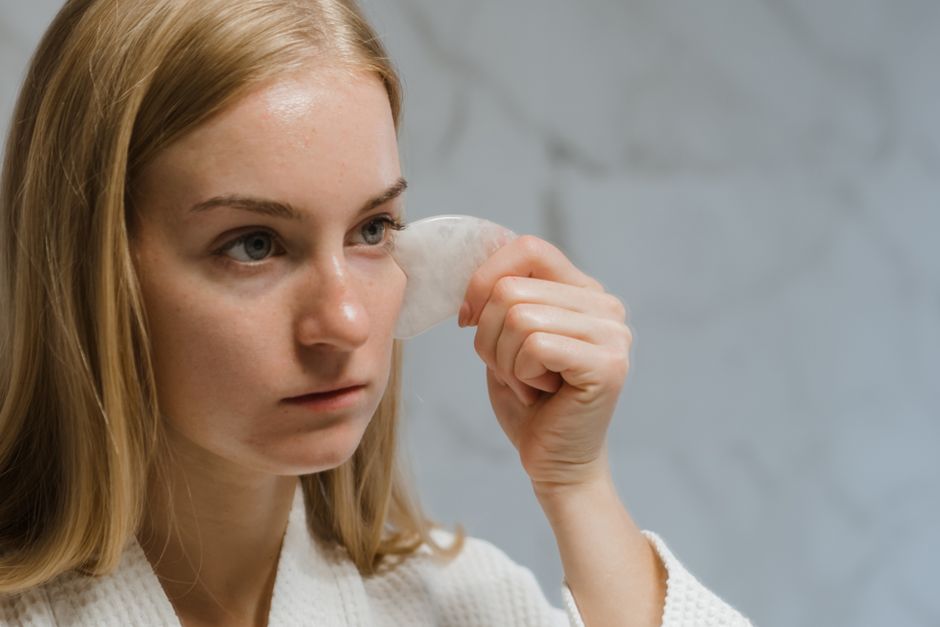 How to Build a Simple Anti-Aging Skincare Routine for Beginners