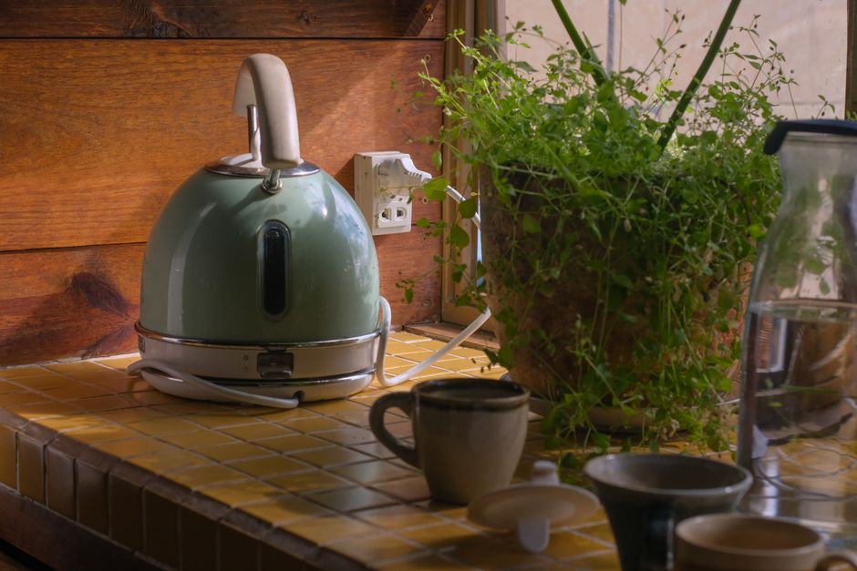 The Monthly Electric Kettle Descaling Routine That Prevents Breakdowns