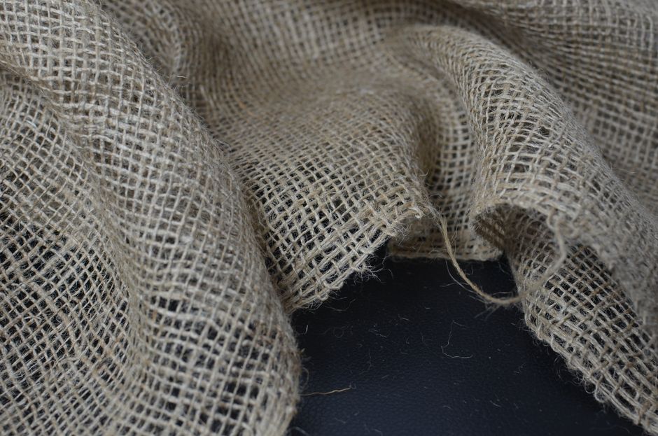 Reducing Textile Waste: Where Linen and Hemp Fit—and Why Prevention Outranks Recycling
