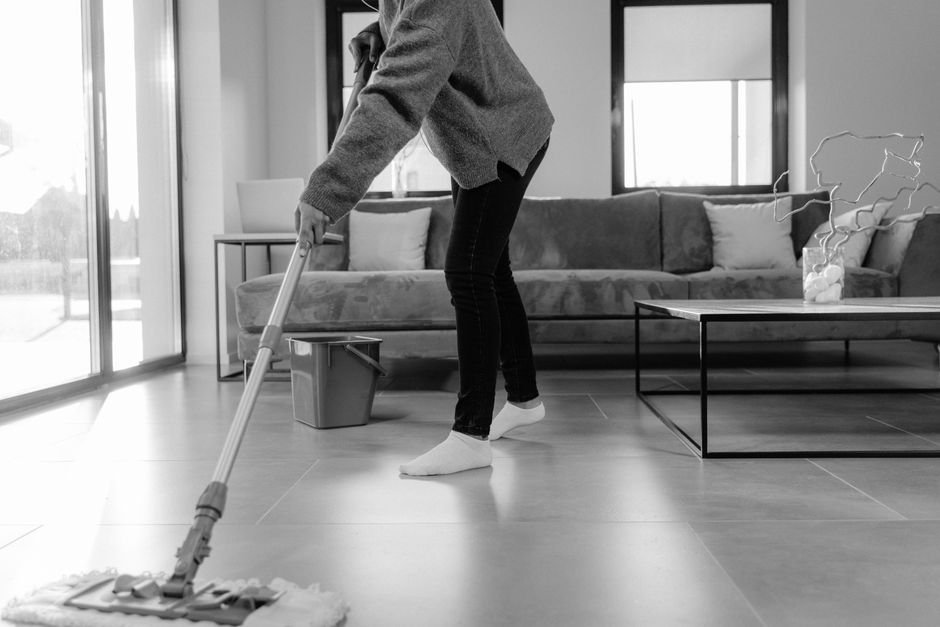 How Often Do Mops Actually Need Cleaning? The Real Answer Is About Soil, Moisture, and Drying