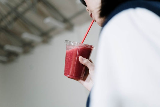 Why Your Smoothie Changes Texture Between the First Pour and the Last Sip