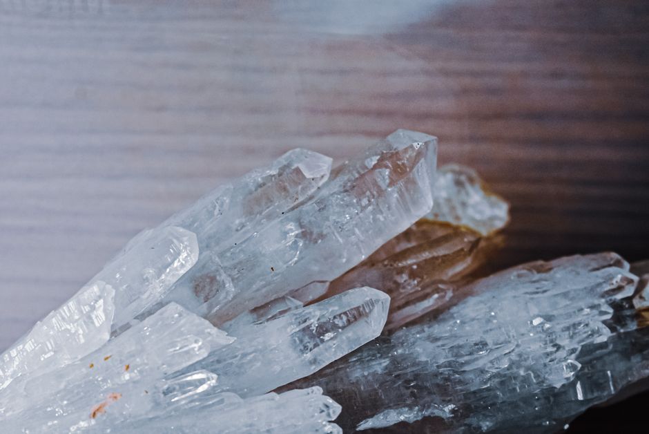 Why Odors Come Back After Cleaning and What Baking Soda Actually Does