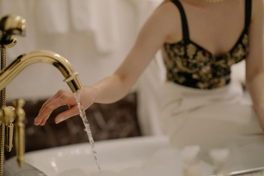 Psoriasis, Washing, and the Barrier: Why Frequency Is a Personal Variable