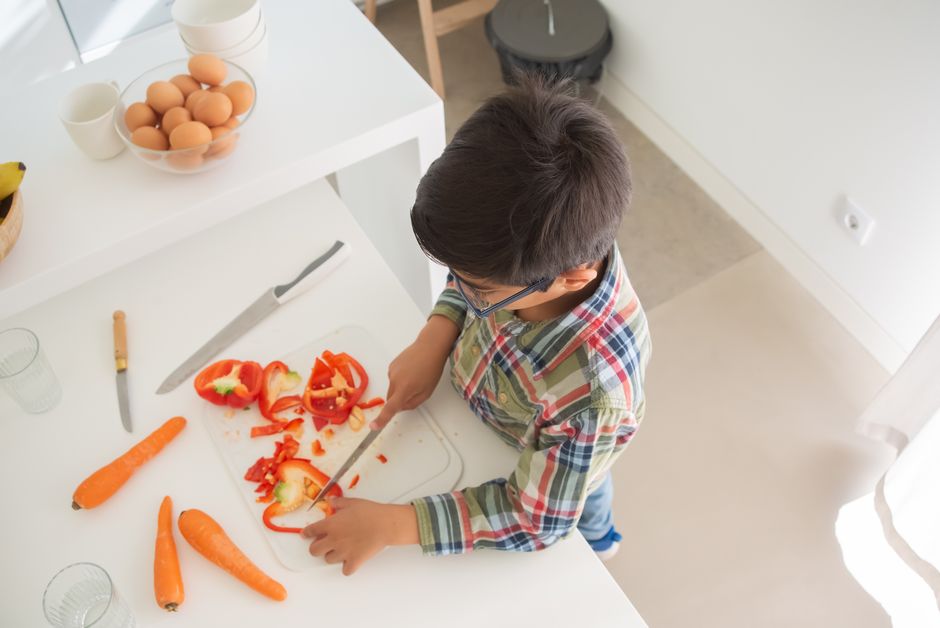 Family Knife Skills: Safe, Sharp, and Stress-Free Meal Prep for Parents and Kids