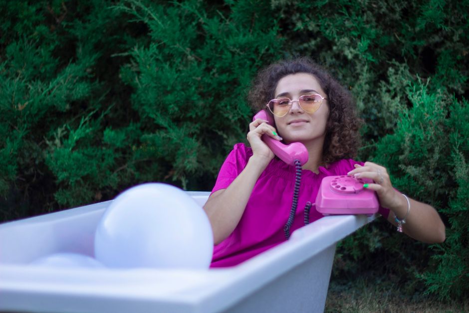 How to Recaulk a Bathtub That Keeps Failing: A Weekend Guide