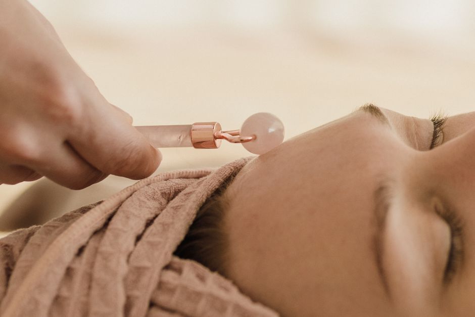 How to Create a Holistic Anti-Aging Routine That Balances Skin, Hair, and Energy Levels After 40