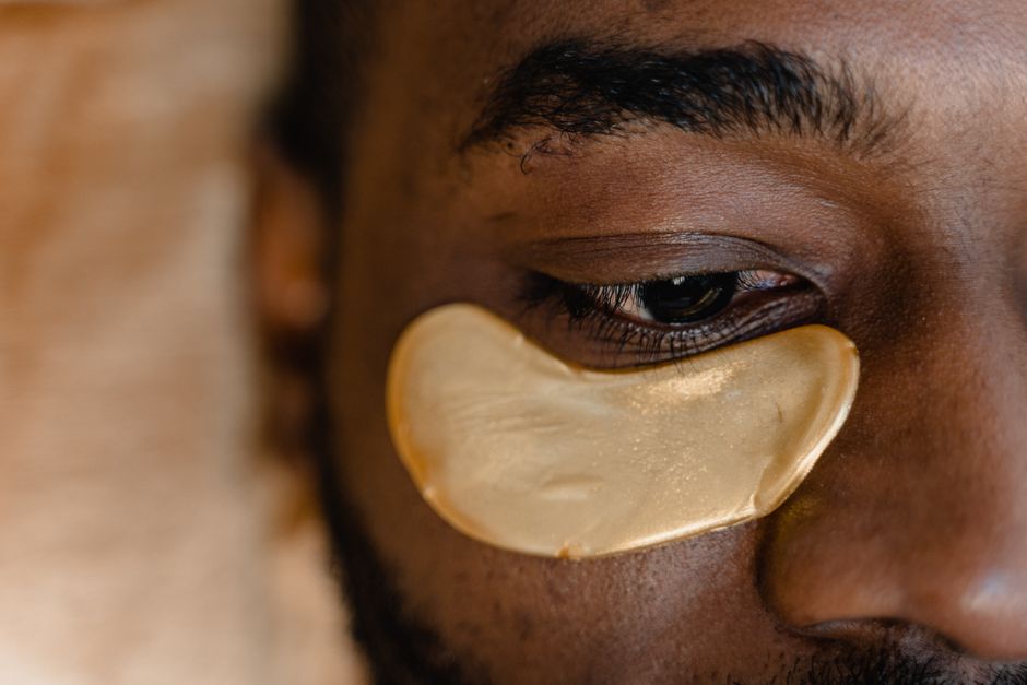 The ultimate step-by-step guide to building a anti-aging skincare routine for men over 40