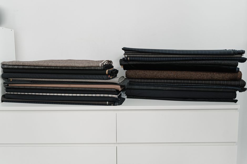 Rolled or Stacked: Choosing Clothing Storage That Survives a Rushed Morning