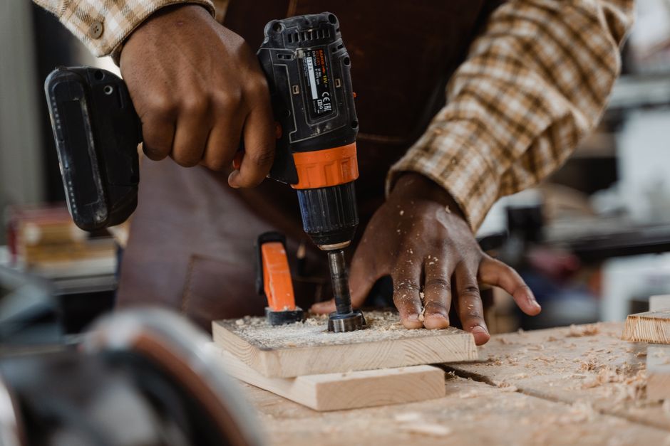 Borrowing vs. Buying: When Tool Libraries and Shared Equipment Actually Reduce Impact