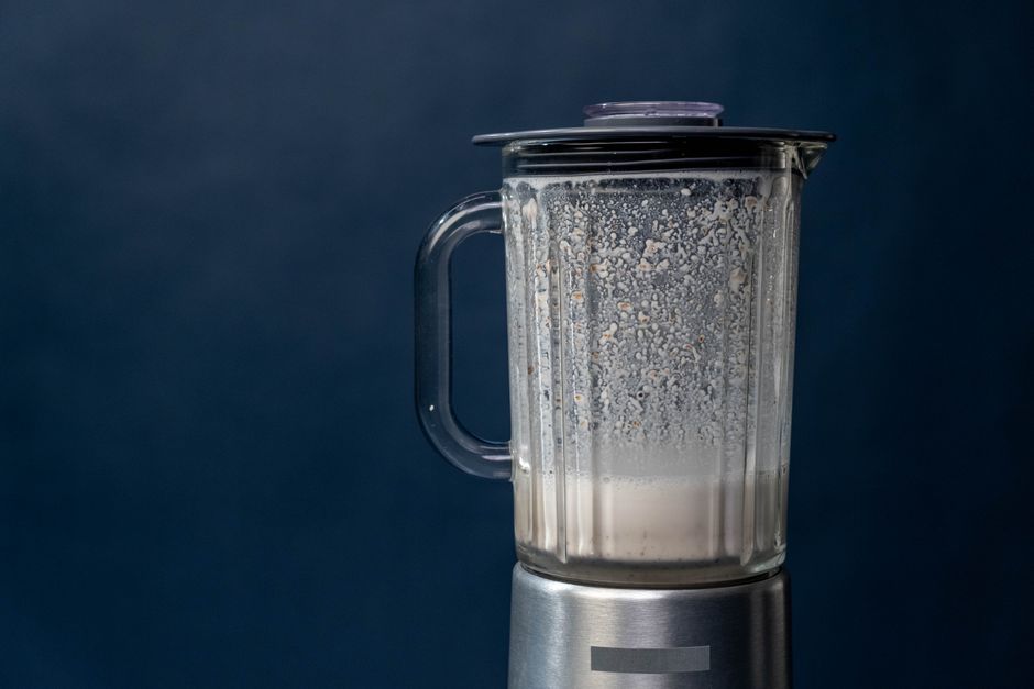 The Monthly Maintenance Routine That Keeps Your Blender and Food Processor Running Like New