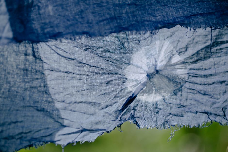 Why Some Fabrics Pick Up Loose Dye and What Static Has to Do With It