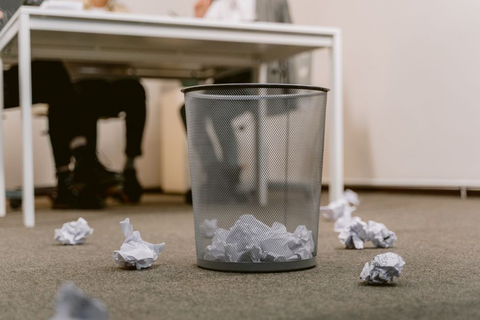 The Trouble with Trash Cans: Cleaner Smells, Fewer Fruit Flies, and Fewer Messes Around Kids and Pets