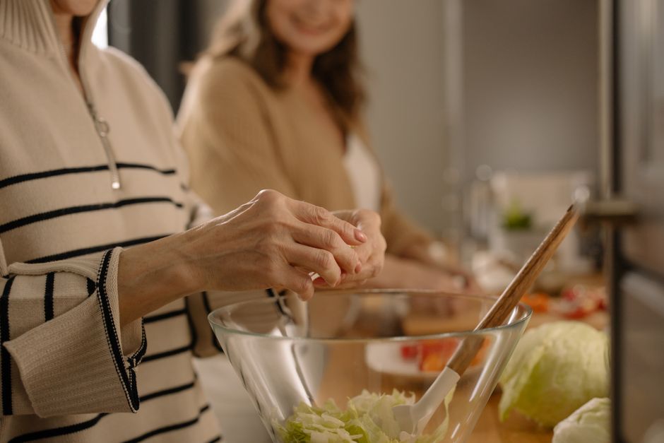 How to Make Homemade Salad Dressing: A Complete Beginner's Guide