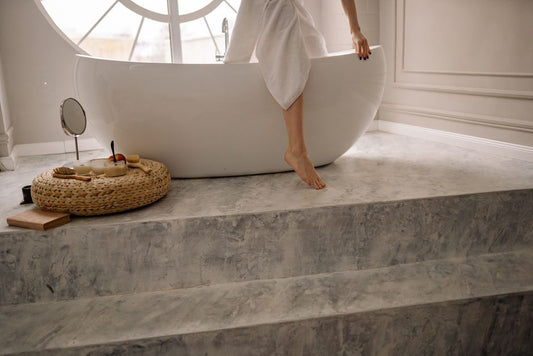 How to Get Rid of Bathroom Mold Safely: A Step-by-Step Guide for Every Surface