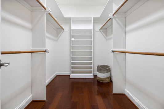 How to Maximize Vertical Space in a Small Closet Without Renovating