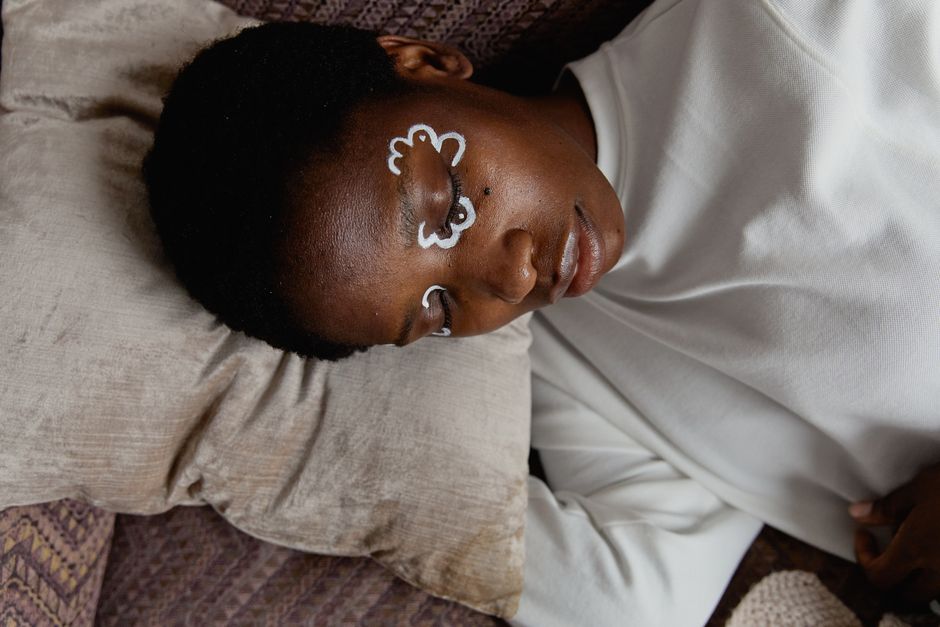 Why Your Beauty Sleep Isn't Working: Dermatologist Tips for Evening Skincare and Rest